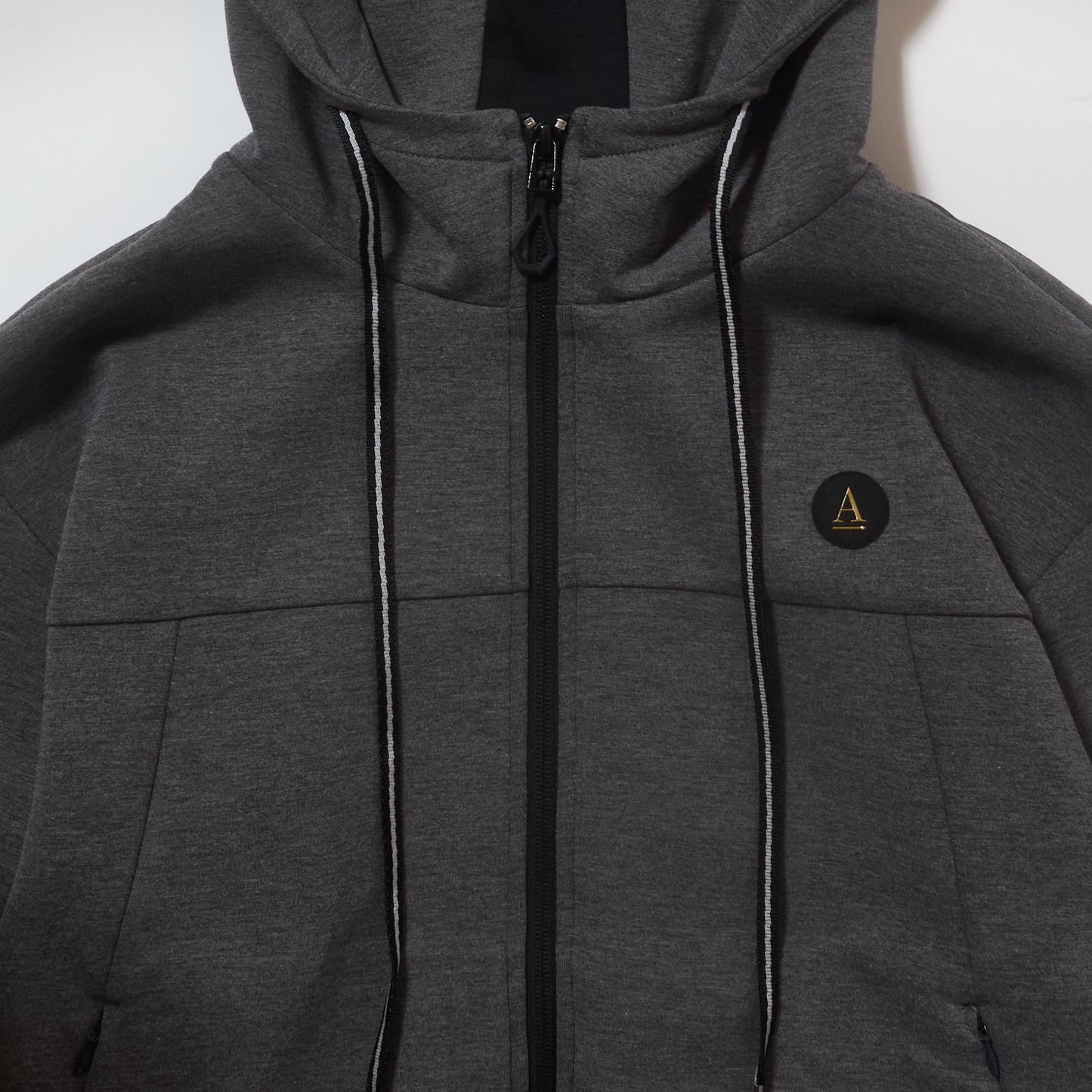 MAG ZIP HOODIE