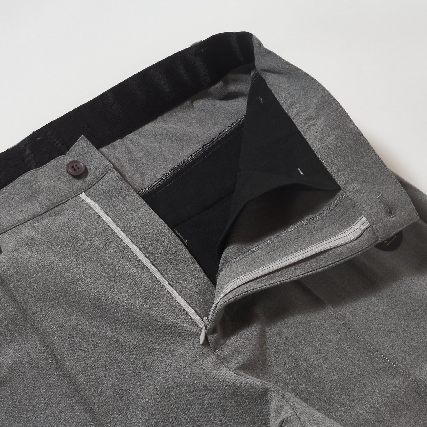 MAG SLACKS