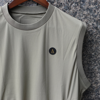 TECHNICAL SHELL VEST